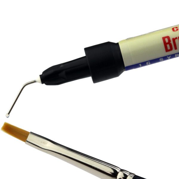 Cosmedent Brush & Sculpt Being Applied to a Brush