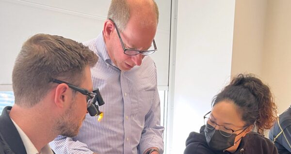 Dennis Hartlieb Dental CE Course Discover Composite Bonding Techniques for Success